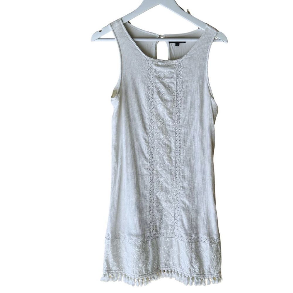 White Sleeveless Stretchy Dress